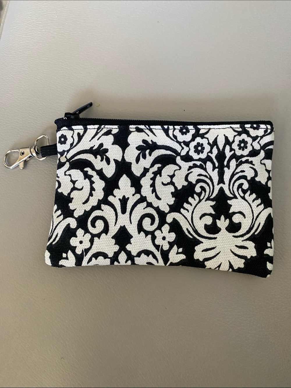 Black & White Damask canvas lined zippered  pouch
